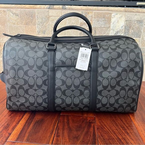 NWT Coach Venturer Bag In Signature Canvas Ski Patches Travel Duffle Duffel - Picture 3 of 16